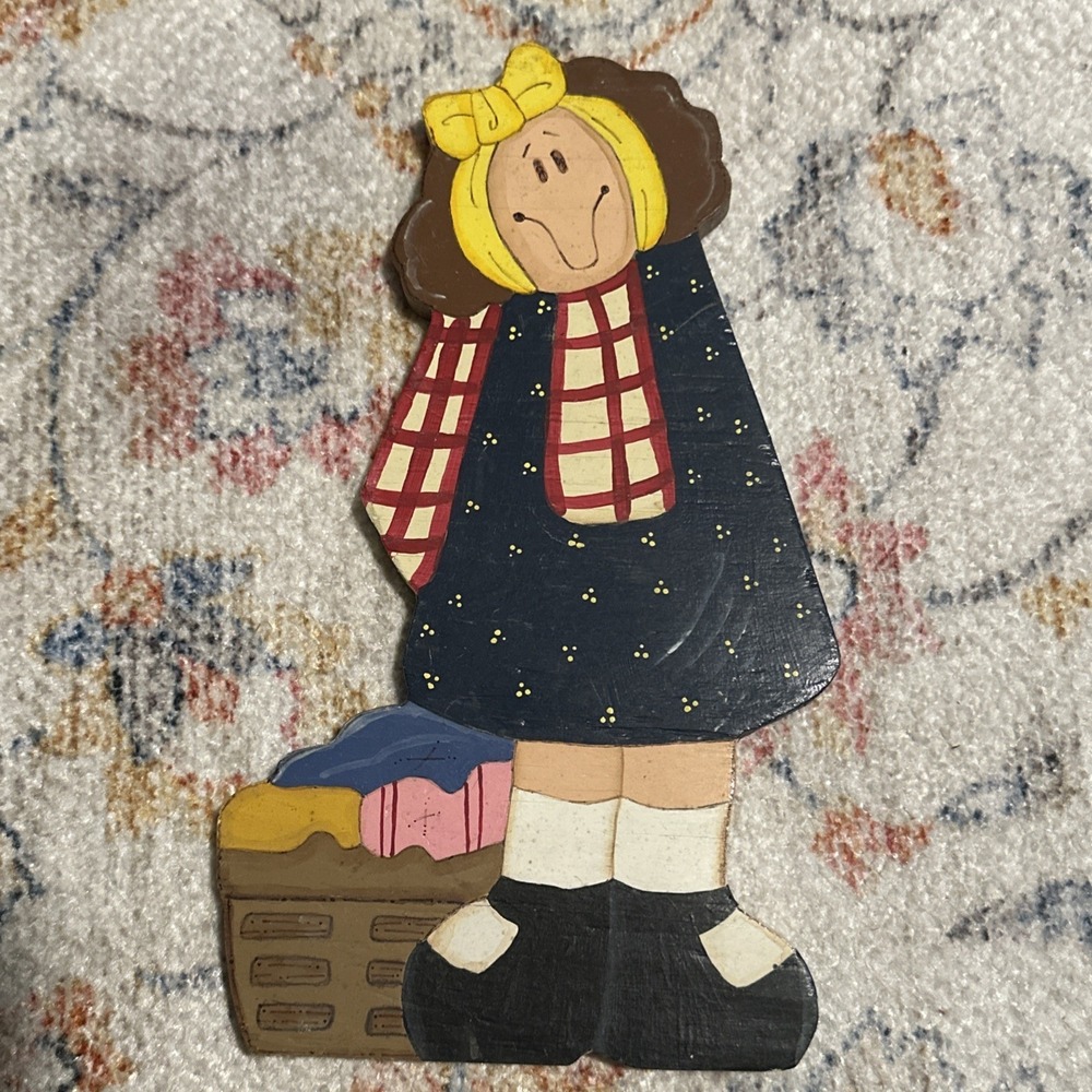 Laundry Girl Shelf Wall Decor Solid Wood Hand Painted Folk Art Wood - Picture 2 of 6
